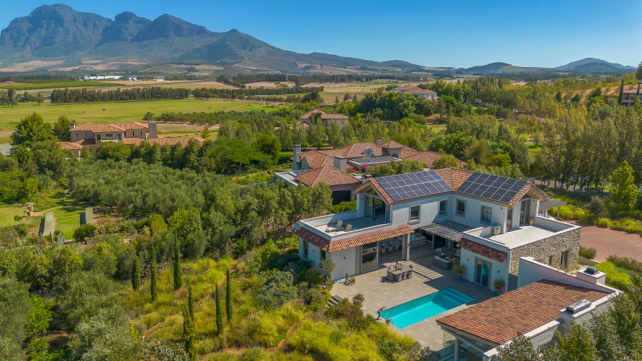 4 Bedroom Property for Sale in Winelands Western Cape